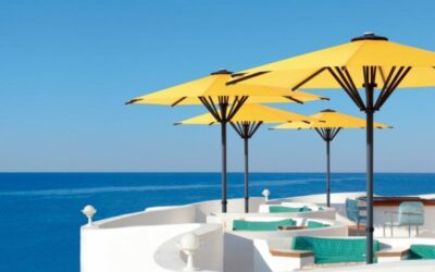 Bistro 70 – Sleek Commercial Umbrella